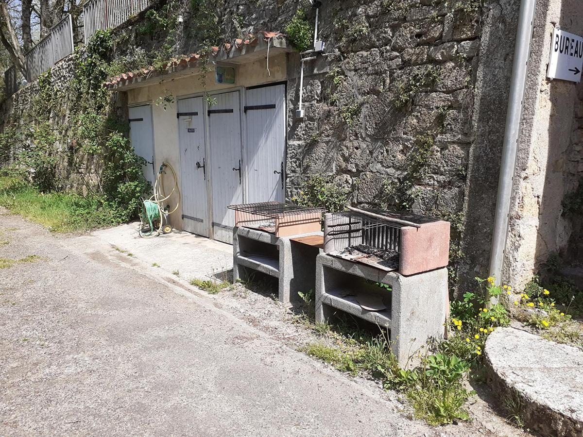Le Moulin De Saleth Hotel Saint-Antonin Bagian luar foto
