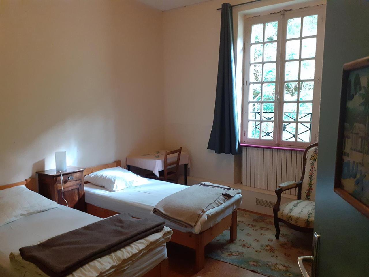 Le Moulin De Saleth Hotel Saint-Antonin Ruang foto