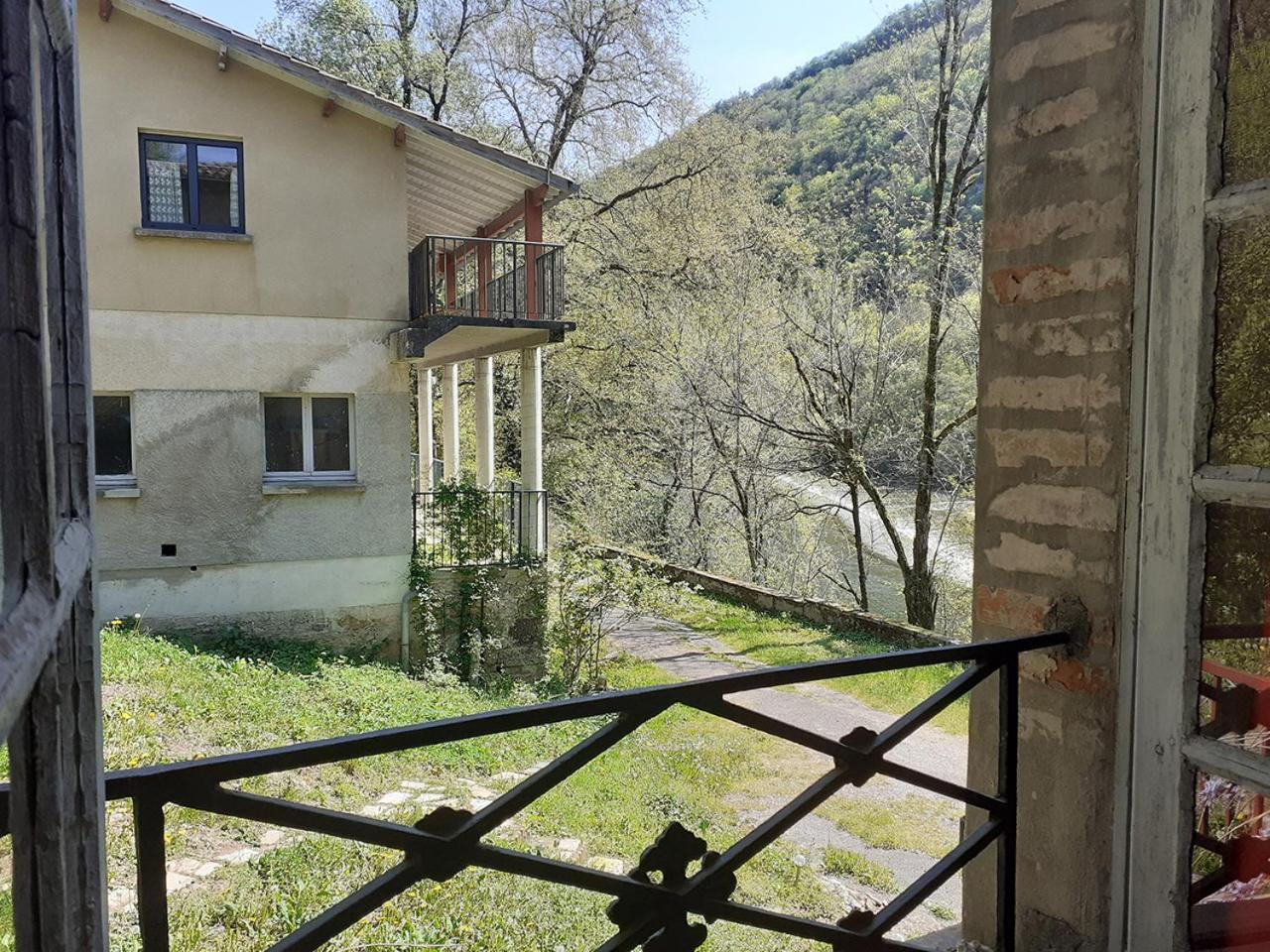 Le Moulin De Saleth Hotel Saint-Antonin Ruang foto